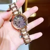 2023 Nuovi donne Guarda Full Diamond Star Star High End Luxury Fashion Atmosfera Personalized Quartz