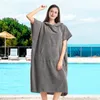 Changer la robe serviette Poncho Surf à manches courtes Robe de bain à manches courtes avec serviette en microfibre à cassette à capuche pour hommes et femmes