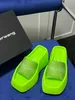 Designer Luxury Sandaler Slippers Womens Material Rhinestone Kardborrband Soft GAI-plattform Storlek 35-42 10 cm Party Formal Office