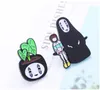 Tecknad japanska anime karaktärer Film och TV -brosch Faceless Man Childhood Alloy Badge Cartoon Accessories