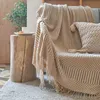 Coperte coperta a maglia 3D con divano a colori solidi con nappa coperta coperta di arredamento per casa nordico per il letto a scialle traspirante portatile