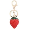 Strawberry Red Lovely Glass Pendant Car Purse Sac Key Chain Chain Chain Jewelry Gift Series Fruit New Fashion Keychain Trendy Unisex2855