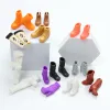 1pair Plastic Doll Colorful Long Knees Boots Female Boots Boots Chores de poupée Faire la longueur des pieds 2,2 cm