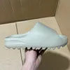 2020 yeezy yezzy yeezys yezzys enfant boost Yumuşak Vizyon Taş Kemik Beyaz Ayakkabı Erkek Kadın Ay Sarı Yardımcı Allık 500s Tuz Kanye West 500 Tasarımcı Spor Sneakers Wave Run F3GL