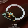 Nouvelle serrure de sécurité chinoise Géométrique ovale avec un bracelet de sensation haut de gamme de style de style ancienne, bracelet à la mode légers pour les femmes