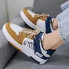 Casual schoenen 2024 heren sneakers comfortabele veelzijdige kleur bijpassende tennisreisschoen zapatillas para hombres