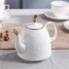 Tasse à café blanc ensemble de soucoupe européenne de luxe de luxe Chine à thé fleur tas tasse tasse de gasse de collation à la maison à la maison exquise