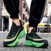 Freizeitschuhe gemischte Farben Männer 2024 Frühling Herbst Mesh Anti -Odor -Männer Vulkanisierte leichte leichte Absorbing