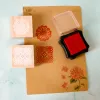 1pc 4.5x4,5 cm schöne Holzspitzenstempel Runde Doily Stamp, 2 Designs Stempel für Scrapbooking DIY Dekoration