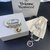 Designer Viviane Westwood Western Empress Dowager Saturn Round Brand Pearl Armband Fashionabla och personlig krokdesign Pärlarmband Valentines Day Gift