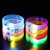 Led Rave oyuncak Yomdid 10pcs Glow Bileklikler Led Işık Up Bilezikleri Karanlık Doğum Günü Düğün Partisi Issavatlar 240410