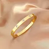 Charme de créateur mode coréen polyvalent carter titanium acier bracelet en diamant complet femme ouverte