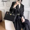 BK Designer läderväskor Handgjorda Emma Crocodile Mönster Business Rest Highend Atmosphere Bag Is OverizedXinjiang Tibet Special Chain