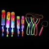 LED Flying Toys 10 / 20pcs LED Éclairage Luming Luminous Toy Flying Slingshot Flying Toys Decor Light Light Fast Fast Catapult 240410