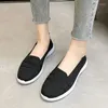 Chaussures décontractées Fashion femmes sport Soft Sole Flats dames hremptable Slip on Mandis Walking Shoe Woman Sneakers Zapatillas Mujer