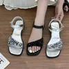 Sandálias Bling Women Flats Sport Dress Shoes Slipers de verão de dedo do dedo do pé 2024 Designer chinelos de praia femme zapatos slides