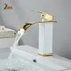 Basin LED Robinet en laiton cascade de chaures cascade Couleurs de température Changer le mélangeur de salle de bain Tap de pont de lavage monté Whte Black Gold