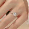 Band Rings 0.5/1CT Moissanite Womens Engagement Ring D Color Sparkling Laboratory Diamond Fine Jewelry S925 Silver Ring Original Certification J240410