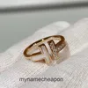 Toppkvalitetsdesigner ringar för kvinnors tifans Double T Mother Shell Hand Diamond V Guldplätering tjockt guld CNC Seiko Rose Gold Ring Tail Ring Original 1: 1 med riktig logotyp