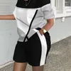 Frauen Tracksuits Frauen lässig Kurzarm Kurzarm Zwei -Stück -Sets Outfit 2024 Sommerbrief bedruckter Taschenanzug weibliche T -Shirt -Shorts 2 Stück Set Set