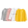 T-shirty 7 kolorów dziecięcych koszulka bawełniana bawełniana długie rękaw stały kolor bazowy płaszcz zabezpieczający dla chłopców dziewczynki