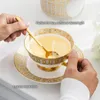 Luxury Bone China Tea Set Royal Porcelain Tea tasse en céramique Pot Golden Teapot Set Cafe Mug Café tasse de tasse à thé de haute qualité