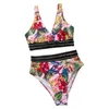 Swimons de maillots de bain pour femmes Set de maillot de bain Imprimé Bikini imprimé de feuilles élégantes avec des troncs de natation à taille haute pour l'été en V-Cold