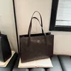 Bolsa de gran capacidad Textura de lujo Totas de moda de hombro Bolsa de axila cien emparejadas