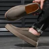 Scarpe casual uomini Luxury Shoe Business Dress Skateboard in pelle in gomma in gomma morbida cucitura da cucito Sapatos Para Hombres