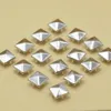 100pcs Silver Pyramid Square Claw Nails Rivets ACCESSOIRES DIY CARAL