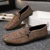 Casual Shoes Men's Fashion Zippered Leather Luxury Soft Soled Driving Designer Loafers Män halvt tofflor
