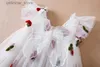 Mädchenkleider Sommer Neue Mädchen Little Flying Sleeve Kleider Kinder Bug Erdbeer Stickereien Mesh Prinzessin Kleid Baby Kleid für 1-5 Jahre L47