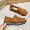 Sapatos casuais PLUS TAMANHO PLUSH FUNHORES MULHERES ON 2024 FAHION MANTENHA COMBOLOS AONGRADOS PARA MULHERES PLATAGEMA DE MULHER