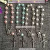 Brin 200pcs / paquet bleu mélangé blanc rose rosaire de couleur narrot du chapelet avec Virgin Mary Center et mini