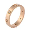 Anneaux de concepteur haut de gamme pour femmes Carter 6 Diamond Ring Color Diamond Love Ring Titanium Steel Ring Electroplate 18k Gold Tide Style Original 1: 1 avec logo
