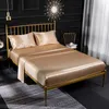 Luxury King Rayon gemonteerd blad 3/4 PCS Sets Solid Color Satin Dubbel Gebrachte lakenset Queen Size ledheet en Pillowcase 240410