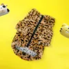 Hiver Grand chien Vêtements de chien Luxury Leopard Fleep chaud veste pour chiens Saut-salles