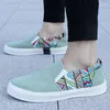 Sapatos casuais 2024 Summer masculino Low Cut Cut Canvas Board Lazy Ploth Trendy