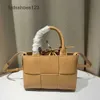 Strap Strap Luxury Spring Bag Classic ombro Bottegs Menina solteira Bolsas femininas Venata Crossbody 2024 Bolsa Long Arco Cowhide 1Jyf