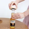 Avertisseur de bouteille de bière en bois à gravure sur mesure avec aimant en bois pour réfrigérateur Maiteur de bouteille pour la fête de la cuisine