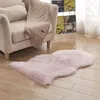 Weiße weiche künstliche Schaffell Teppich zotteligen Stuhlbereich Teppichabdeckung Kunsthaut Fell flauschige Bodenmatten für Wohnzimmer Schlafzimmer