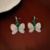 Sier naald Emerald Diamond Butterfly Square met hoogwaardige mode -oorbellen, modieuze lichte oorbellen