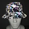 Kolorowe odblaskowe czapki kubełkowe Mężczyźni noc odbijają światło Kobiety punkowy rock hip hop czapki Panama Party Hat Caps Gorro Gorras240410