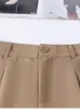 Shorts féminins Ventilates d'été lâches décontractés solides pour les femmes hautes taille ajouter la ceinture en lin coton pantalon court 240407