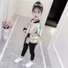 ベビー服のカジュアルコートガールズボーイズジャケットコート幼児の子供ジャケットアウトウェア野球風の服を着る服