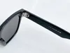 正方形のサングラス40248黒/ダークグレイ女性男性夏のシェード女性のための夏のシェードルネットde soleil glasses occhiali da sole uv400アイウェア