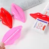 1Pcs Lip Squeezer Bathroom Tube Dispenser Toothpaste Cream Squeezer Home Tube Rolling Holder Squeezer Bathroom Accessories Tool