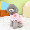 Abbigliamento per cani Adorabile Pet Pullover Pullover Strawberry Pattern Felpa di gatto alla moda Coat caldo per piccoli cani medizza