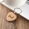 Ganci per portachiavi personalizzati in legno nome inciso personalizzato Data delle forniture per matrimoni Decorazioni per l'anniversario DOPPIO MANO