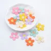 20pcs 20 mm Applique de fleur de marguerite pour vêtements de bricolage Chaussures Chaussures Artisanat Supplies Patches Headwear Coils Clips Decor Accessoires